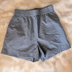 Brixton size medium in women’s shorts high waisted with pockets